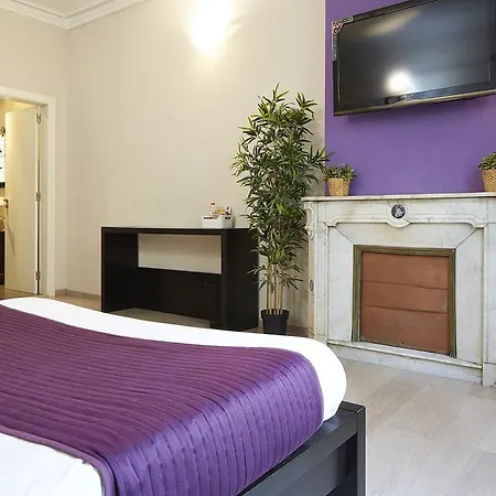 Otel Brustar Centric 2*