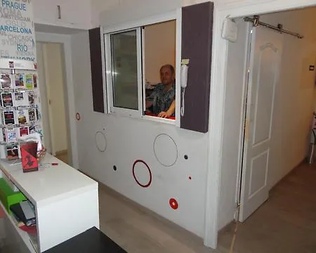Brustar Centric Hotel 2*