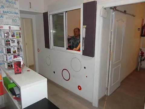 Brustar Centric Hotel 2*