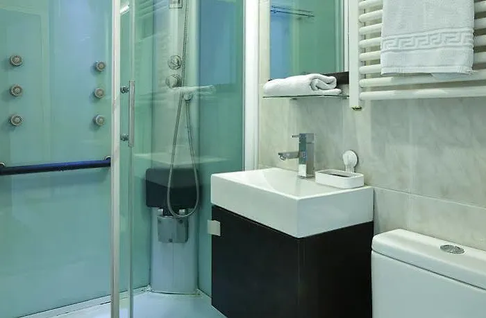 Brustar Centric Hotel