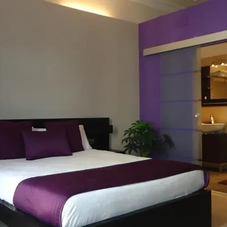 Brustar Centric 2* バルセロナ